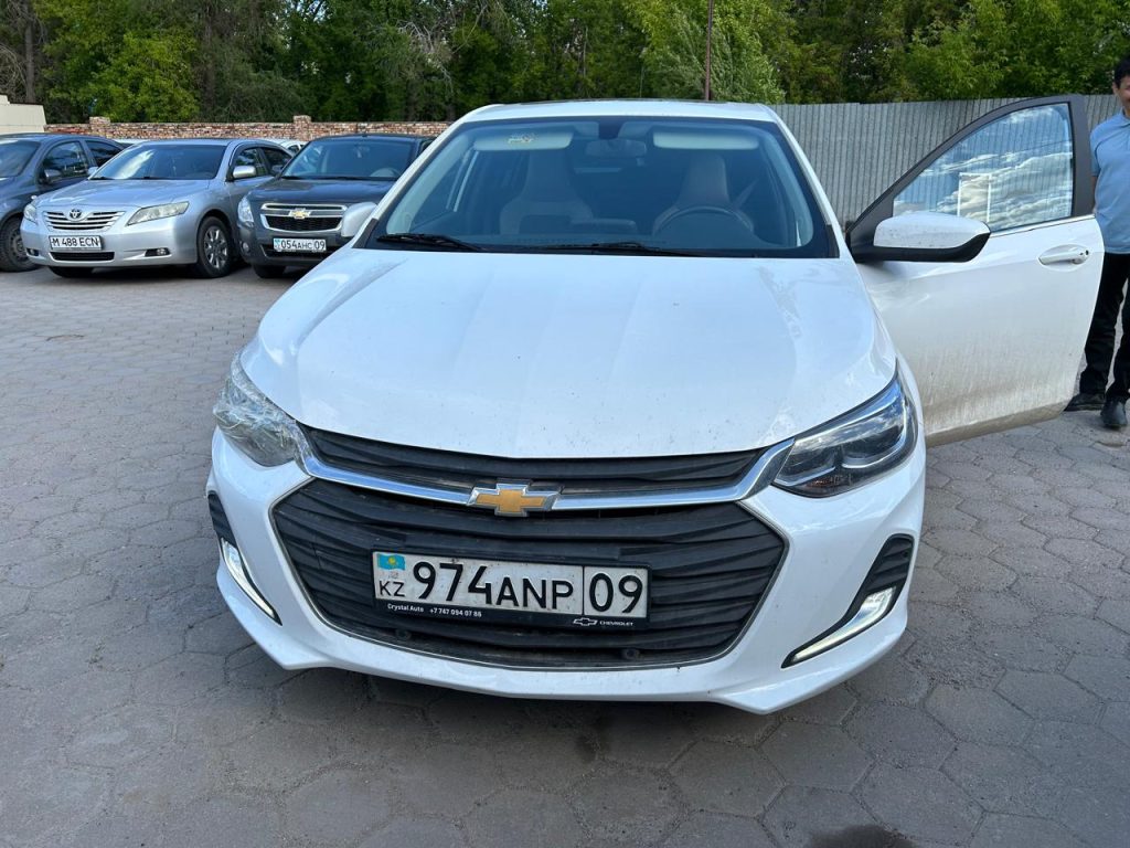 CHEVROLET Onix
